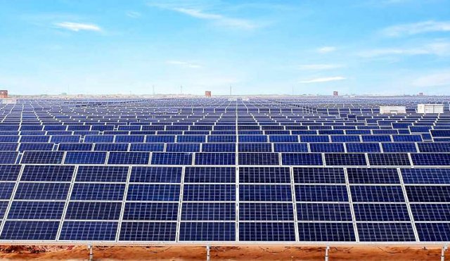 China inauguró la mayor granja solar del mundo