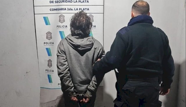 AGRESOR VERÓNICA