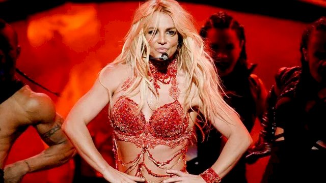 BRITNEYSPEARS